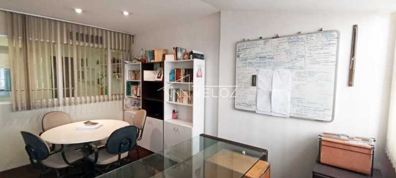 Sala - / Comercial / Centro
