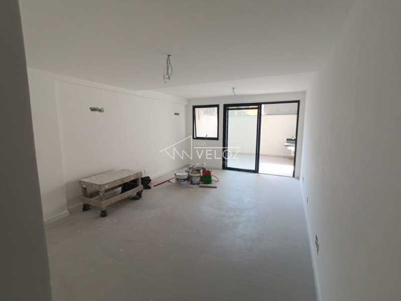 Apartamento - / Residencial / Laranjeiras