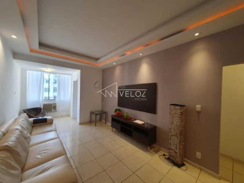 Apartamento - / Residencial / Copacabana