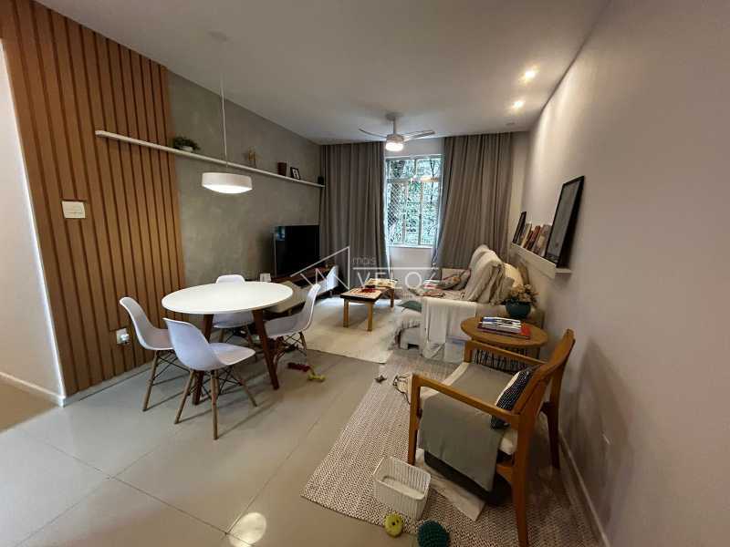 Apartamento de dois quartos com area externa incrível