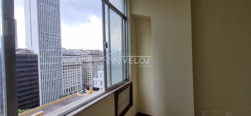 Kitnet/Conjugado - / Residencial / Centro