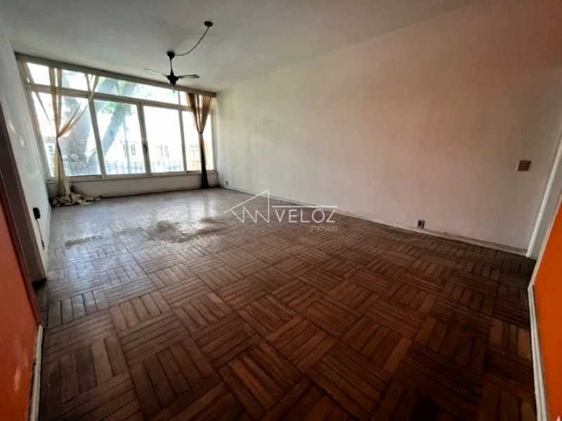 Apartamento - / Residencial / Botafogo