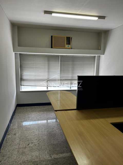 Sala - / Comercial / Centro