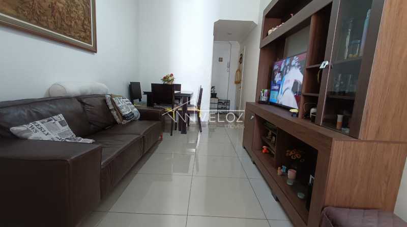 Apartamento - / Residencial / Centro