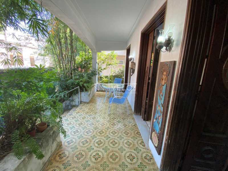 Casa de rua - Duplex / Residencial / Gávea