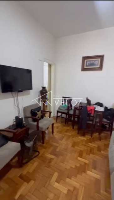 Apartamento - / Residencial / Copacabana