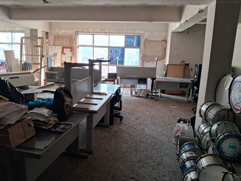 Andar - / Comercial / Centro