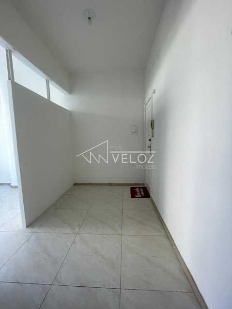 Apartamento - / Residencial / Centro