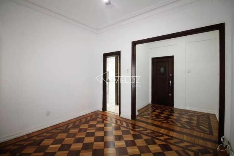Apartamento - / Residencial / Flamengo