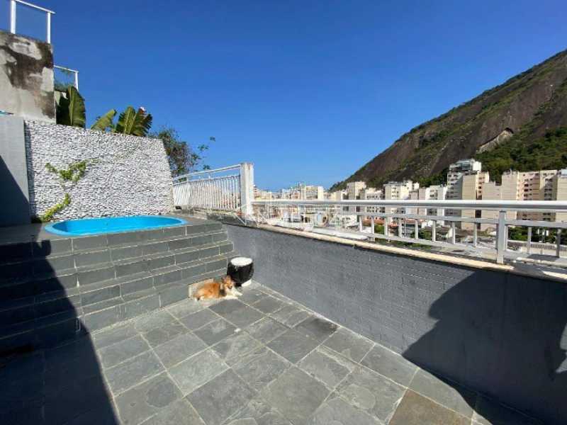 Cobertura - Linear / Residencial / Copacabana