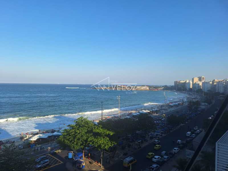 Apartamento - / Residencial / Copacabana