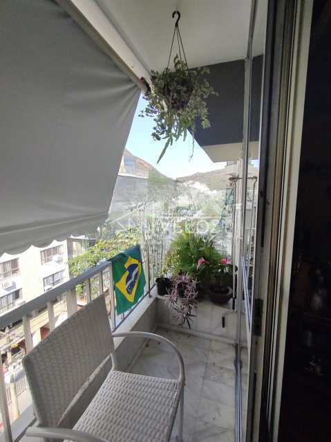Apartamento - Padrão / Residencial / Lagoa