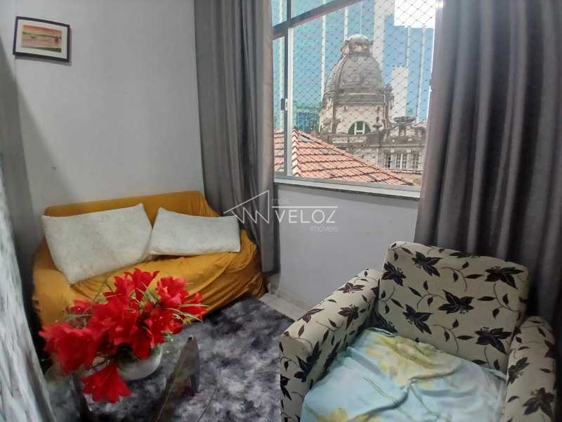 Kitnet/Conjugado - / Residencial / Centro