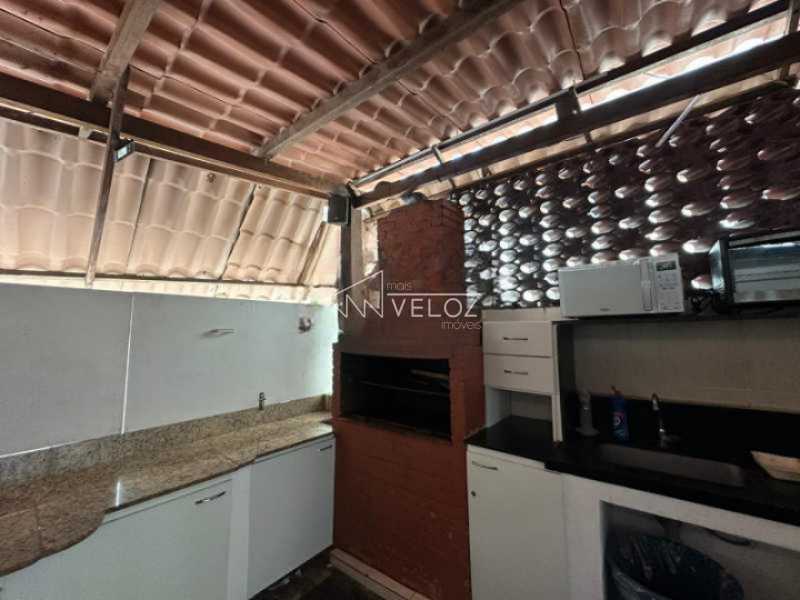 Apartamento - / Residencial / Copacabana