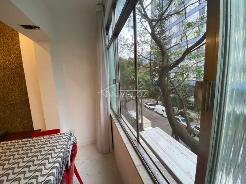 Apartamento - / Residencial / Copacabana