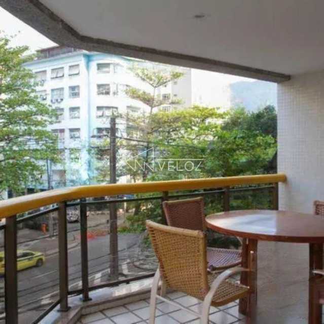 Flat - / Residencial / Leblon