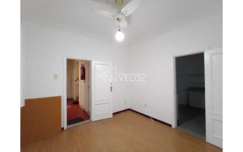 Apartamento - / Residencial / Tijuca