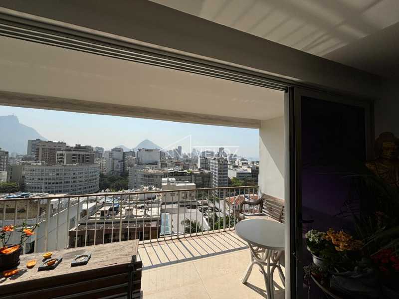 Apartamento - / Residencial / Leblon