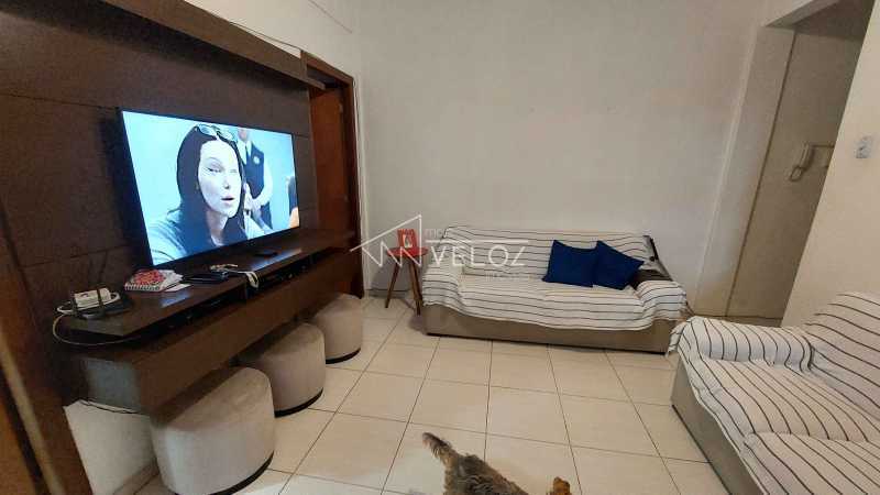 Apartamento - / Residencial / Centro