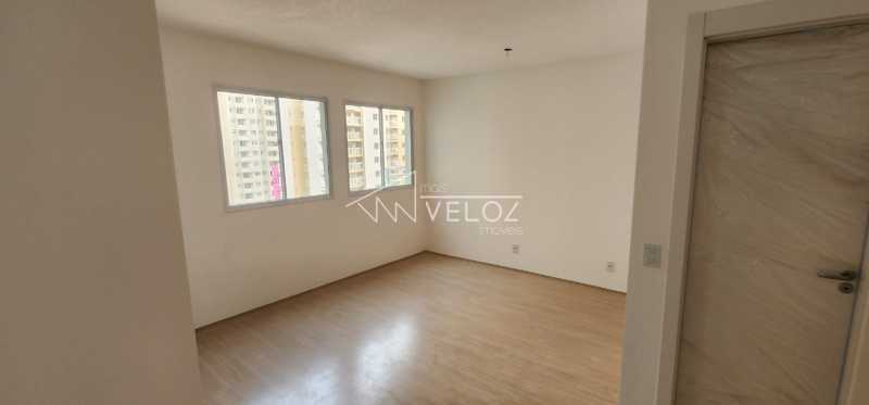 Studio - / Residencial / Santo Cristo