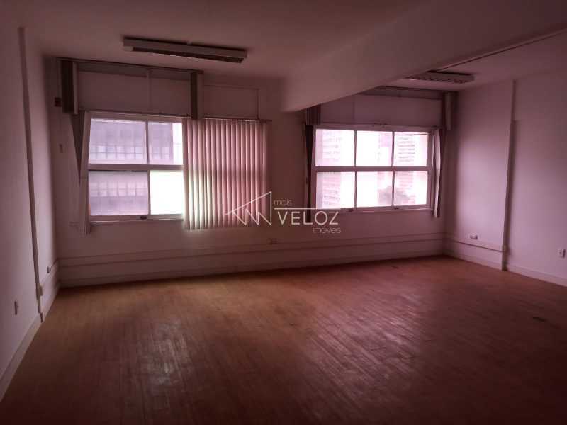Apartamento - / Residencial / Centro