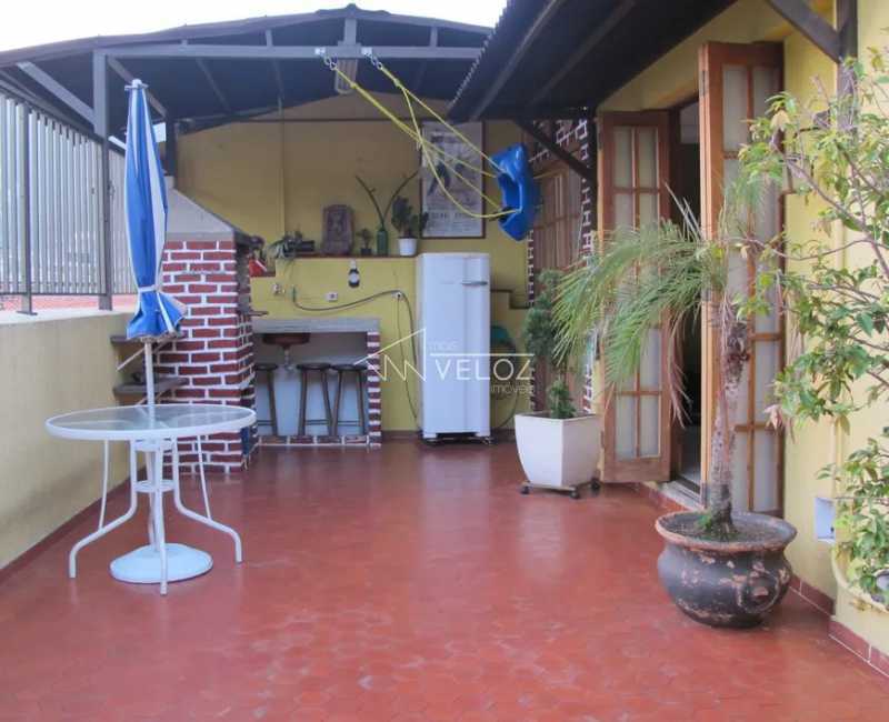 Casa de rua - Duplex / Residencial / Laranjeiras