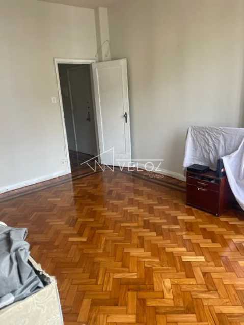 Apartamento - / Residencial / Santa Teresa
