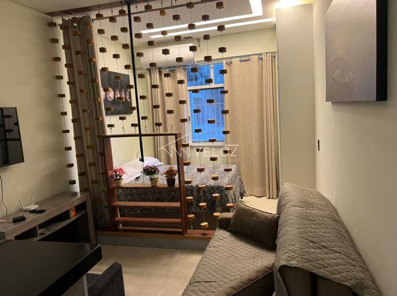 Apartamento - / Residencial / Centro