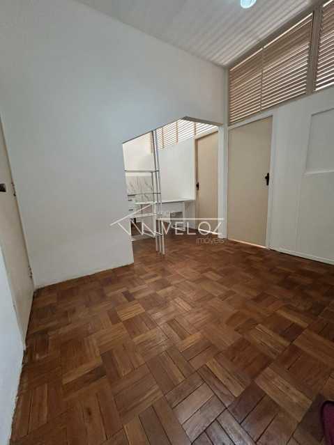 Apartamento - Padrão / Residencial / Centro