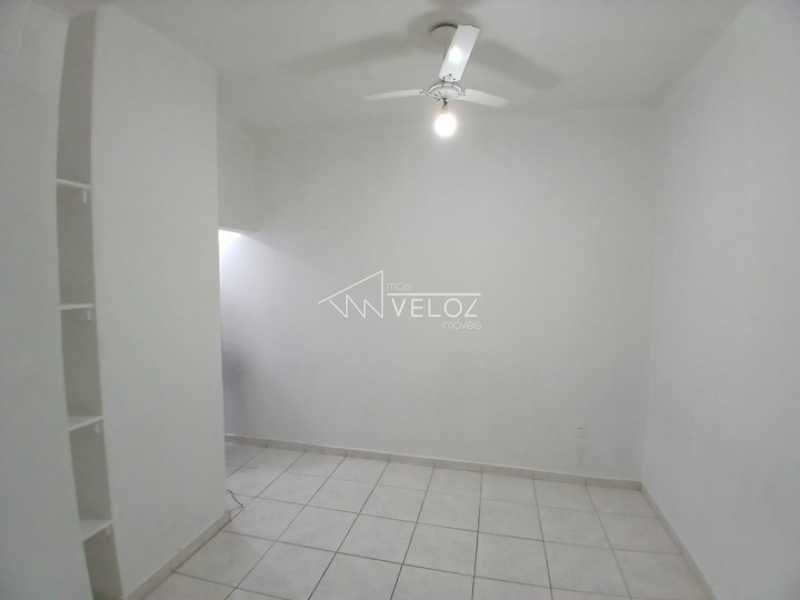 Apartamento - / Residencial / Centro