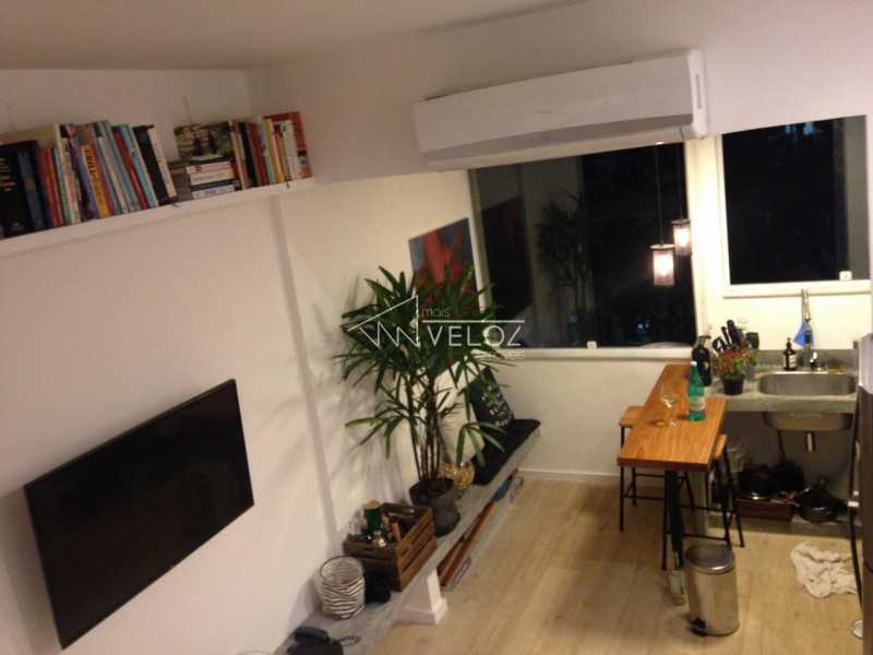Apartamento - / Residencial / Laranjeiras