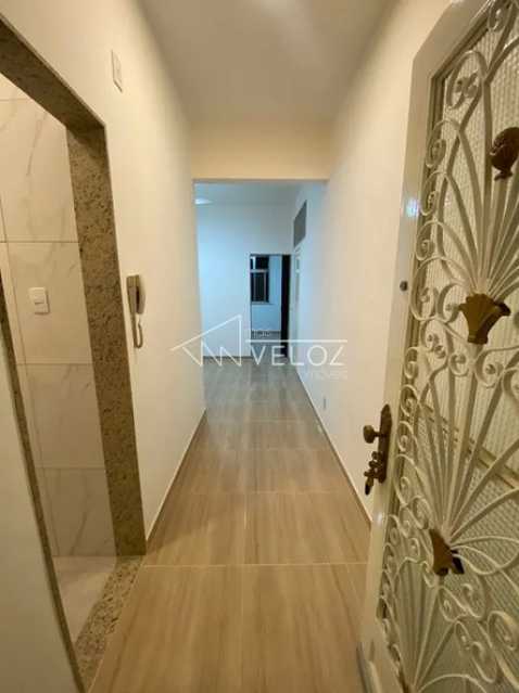 Apartamento - / Residencial / Centro