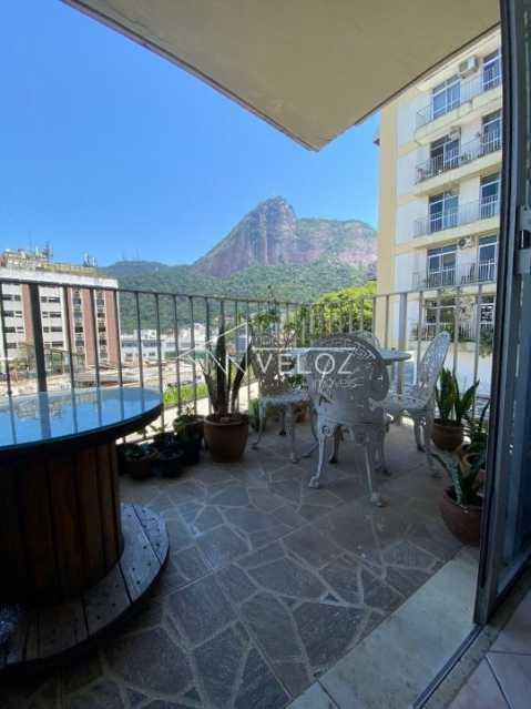 Apartamento - Padrão / Residencial / Lagoa