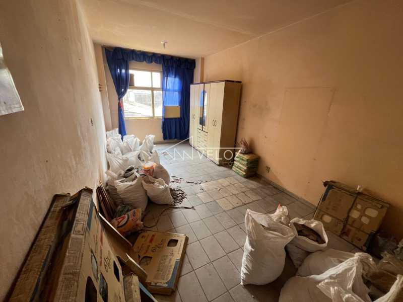 Apartamento - / Residencial / Centro