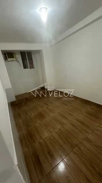 Casa de Vila - / Residencial / Centro