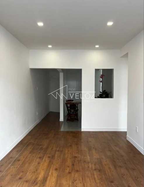Apartamento - / Residencial / Méier