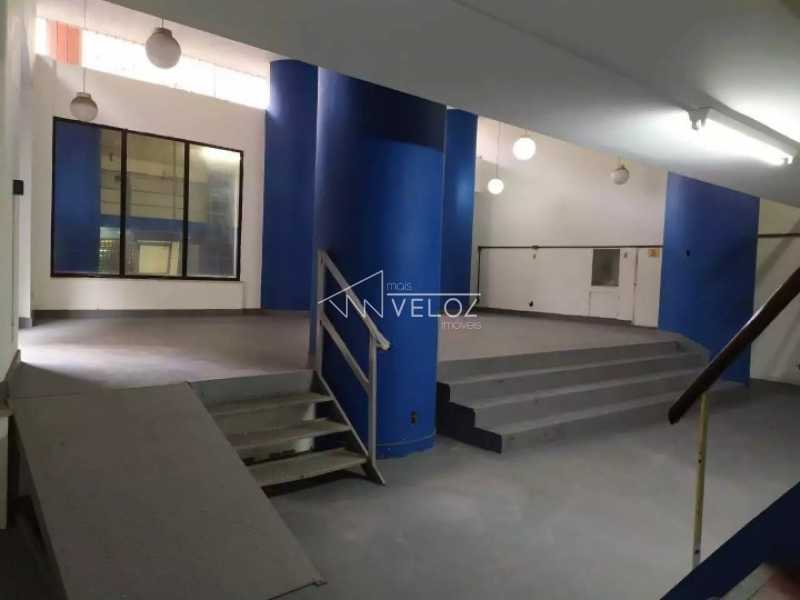 Armazém - / Comercial / Centro