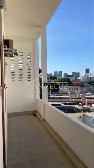 Apartamento - / Residencial / Glória