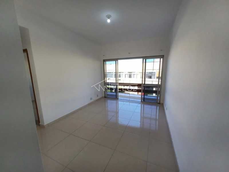 Apartamento - / Residencial / Cacuia