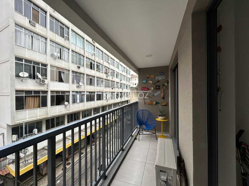 Apartamento - / Residencial / Centro