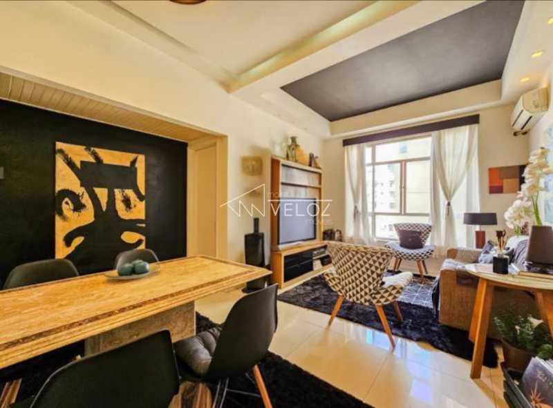 Apartamento - / Residencial / Copacabana