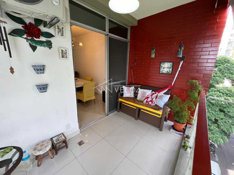 Apartamento em Glória