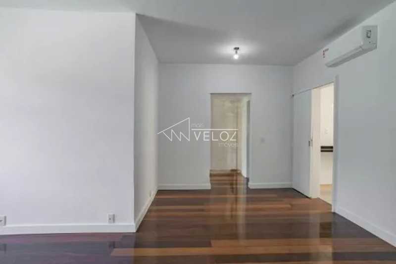 Apartamento em Laranjeiras