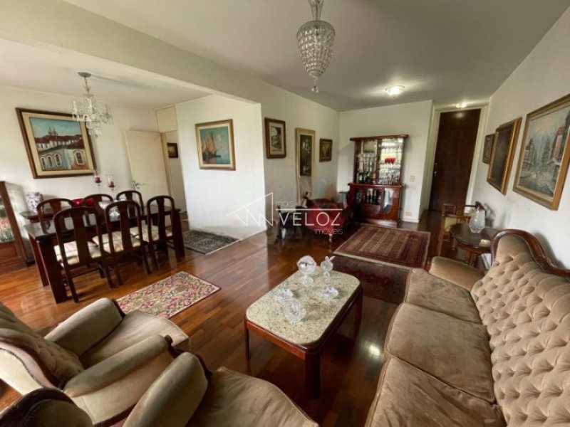 Apartamento em Lagoa
