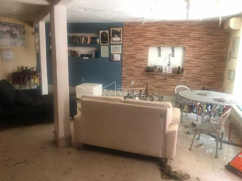 Casa de rua em Laranjeiras