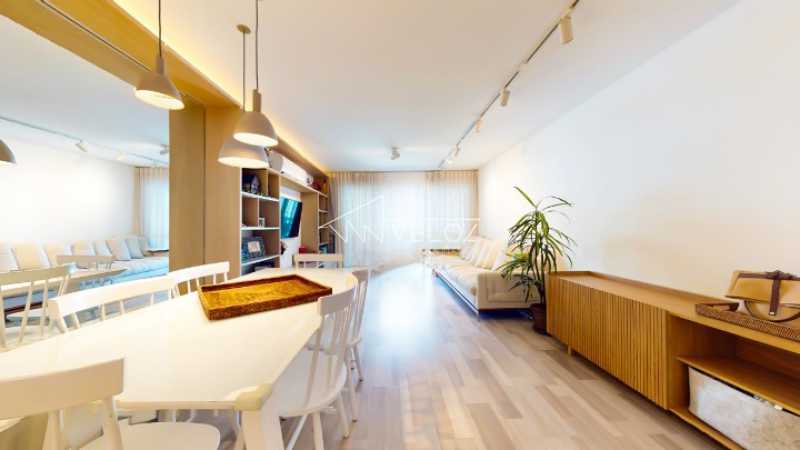 Apartamento com Área Privativa em Lagoa