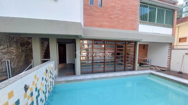 Casa de rua em Laranjeiras