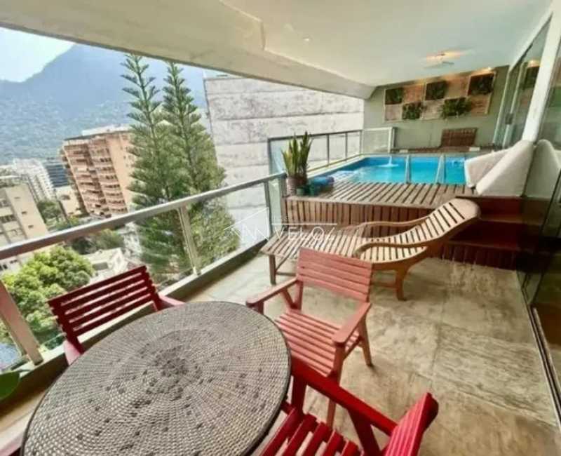Cobertura, 3 quartos, 240 m² - Foto 3