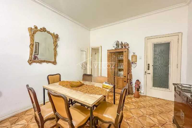 Apartamento em Laranjeiras