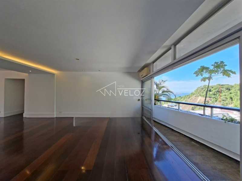 Apartamento em Leblon